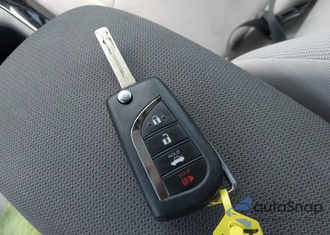 2021 Toyota Corolla Le z USA, uszkodzony, nr VIN JTDEPMAE0MJ127754